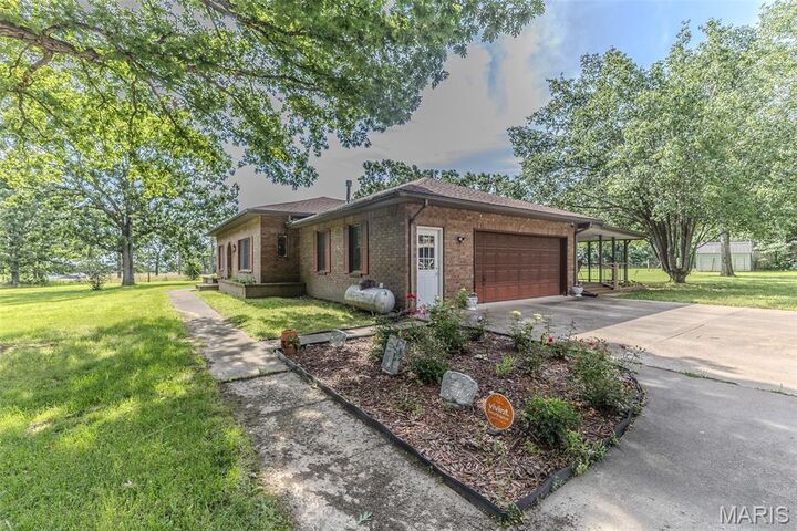 Property Photo: 30672 Highway Bb MO 65536