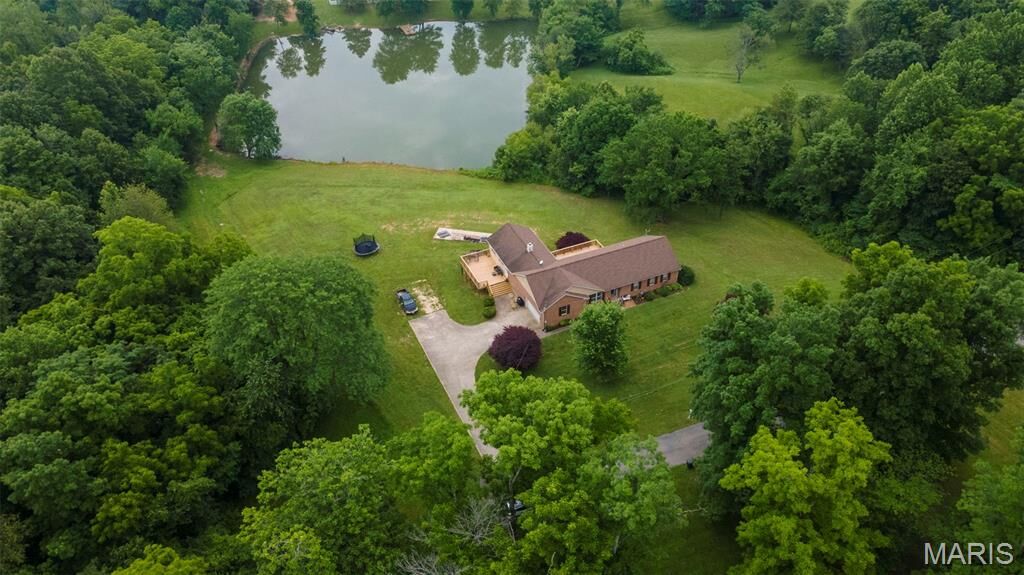 Property Photo: 420 Cherokee Drive MO 63701