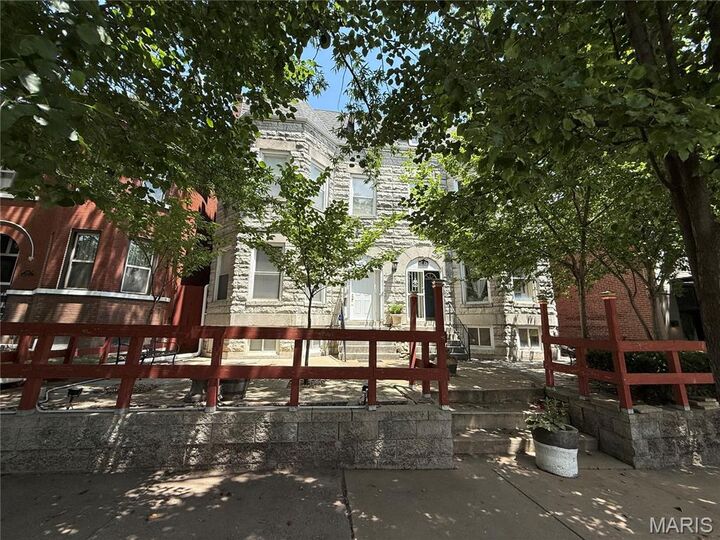 Property Photo:  3217 Lafayette Avenue  MO 63104 