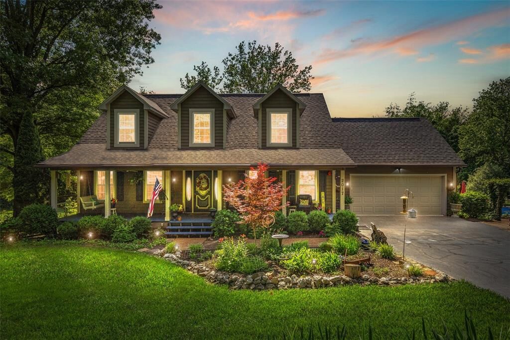 Property Photo: 2017 Foxboro Road MO 63028