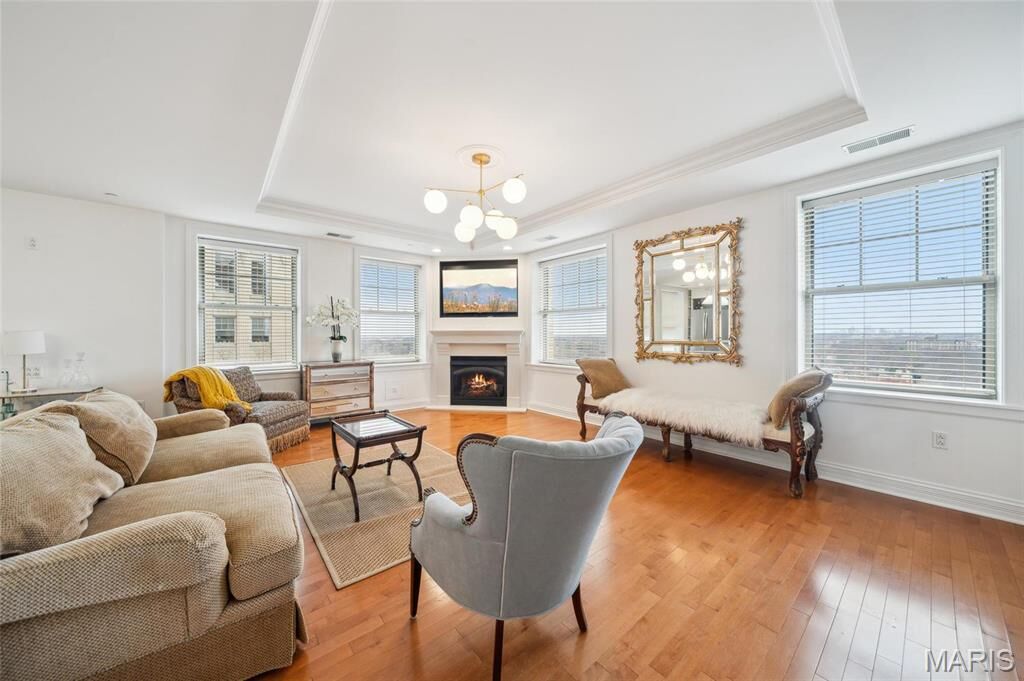 Property Photo:  232 N Kingshighway Boulevard 1407  MO 63108 
