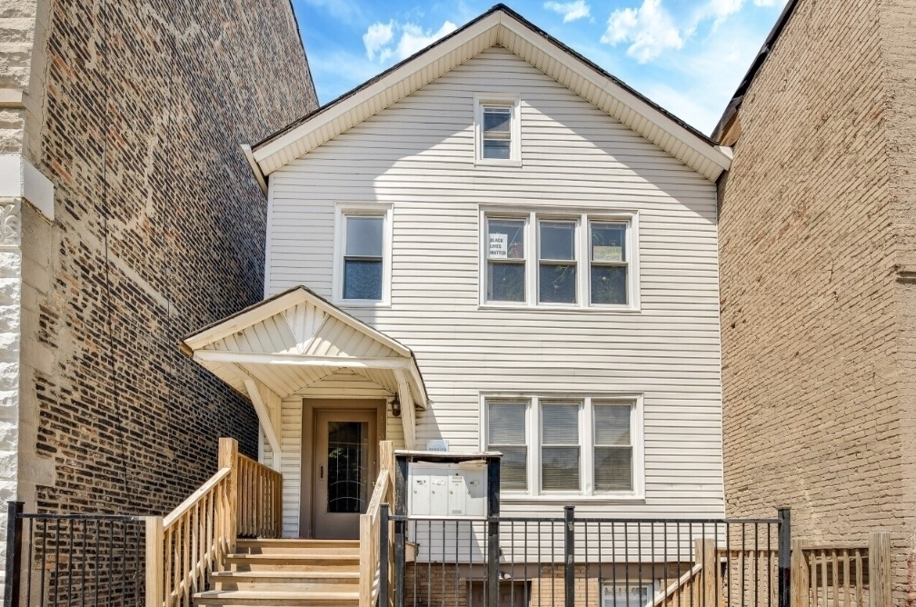 Property Photo: 1838 S Racine Avenue IL 60608