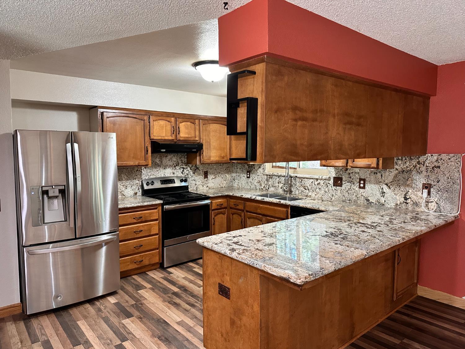 Property Photo: 5829 Fallen Oak Trail CA 95726