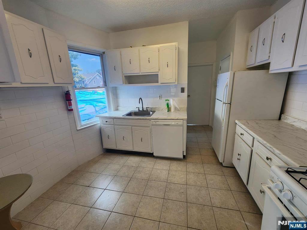 Property Photo:  432 Kearny  NJ 07032 