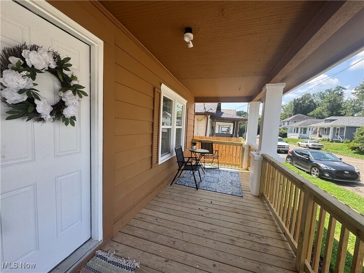 Property Photo:  504 Gray Street  OH 43701 
