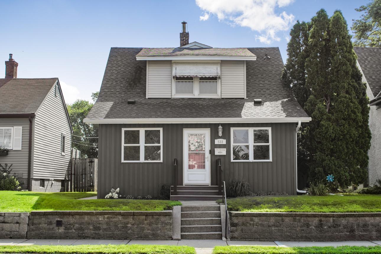 Property Photo: 533 1st Avenue S MN 55075