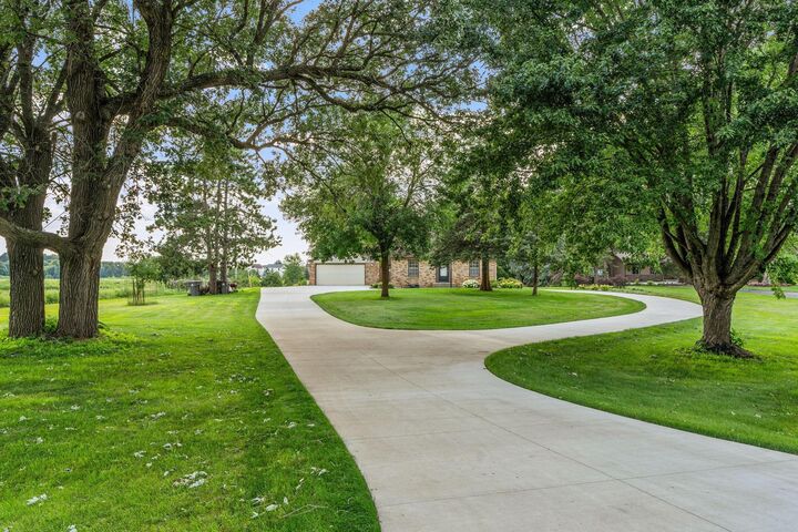 1850 Stagecoach Road  Shakopee MN 55379 photo