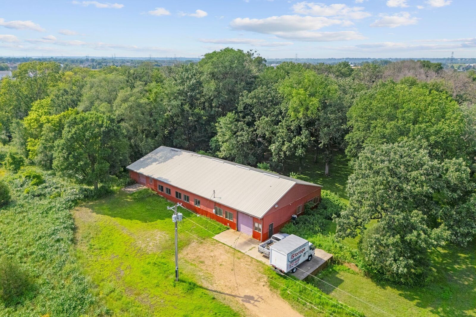 Property Photo: 1850 Stagecoach Road MN 55379