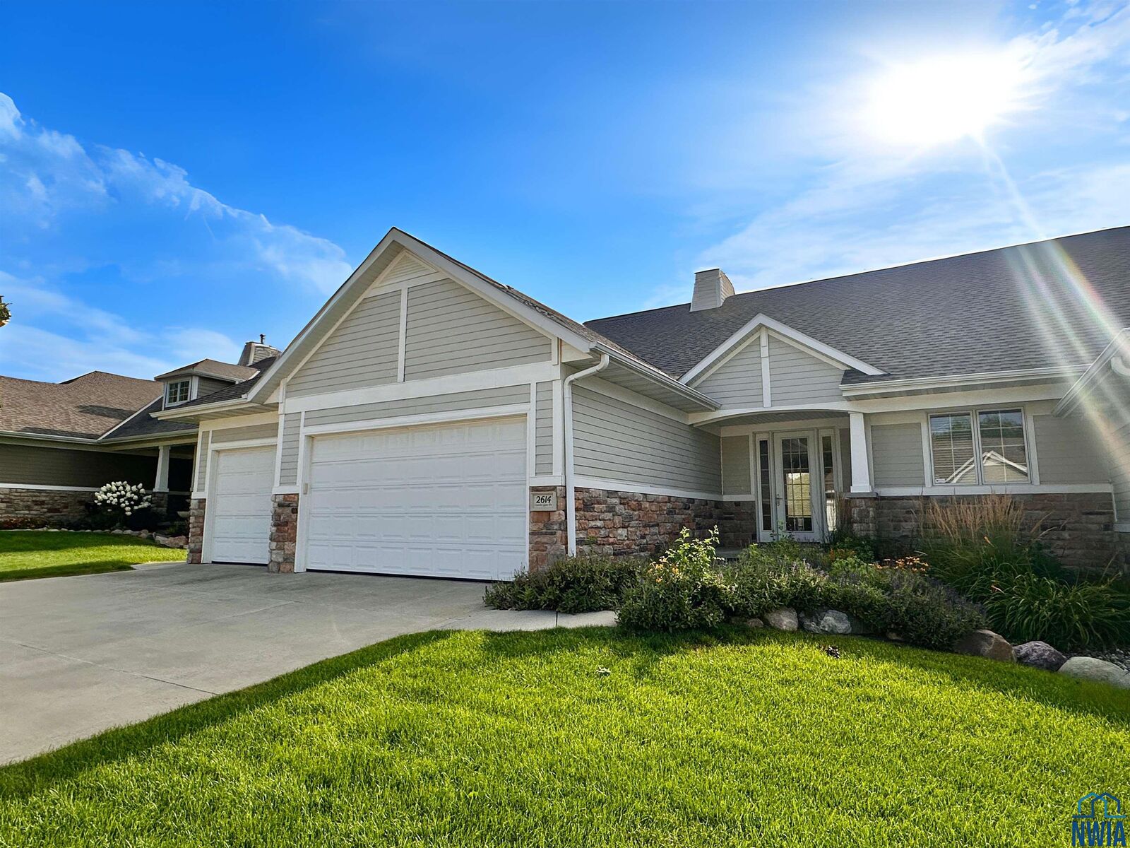 Property Photo: 2614 Castles Gate Drive IA 51106