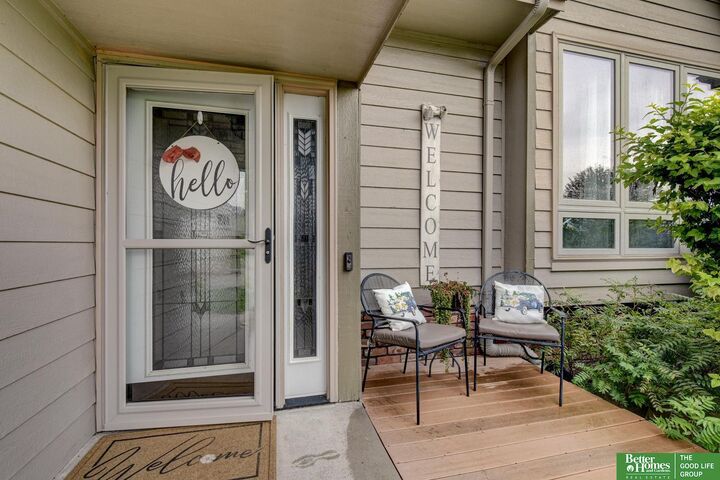 Property Photo:  1216 S 167th Street  NE 68130 