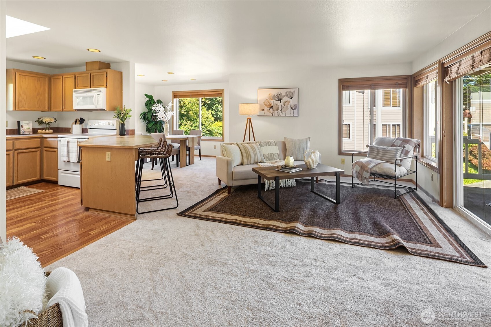 Property Photo:  432  3rd Avenue S B206  WA 98020 