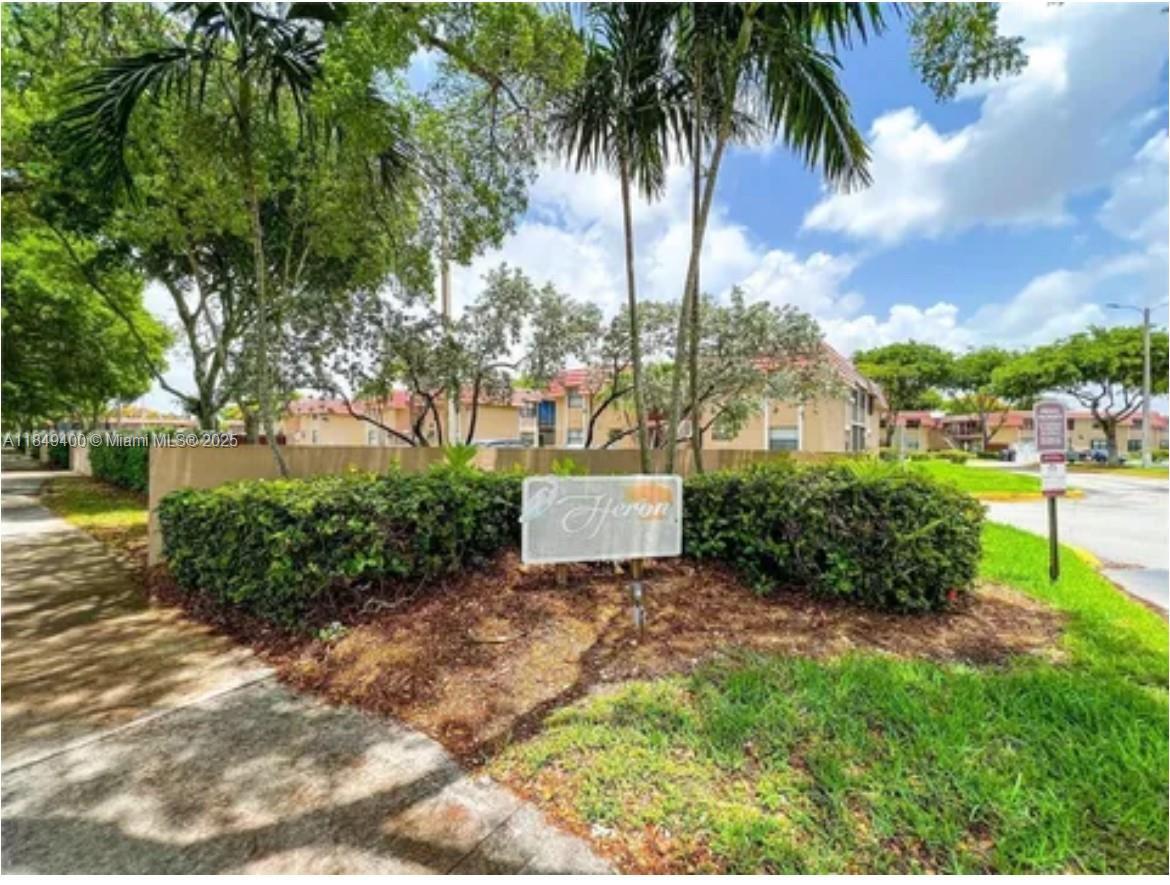 Property Photo: 14863 SW 104th St 27-13 FL 33196