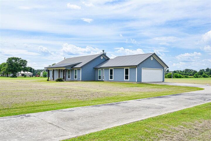 Property Photo: 7264 McCown Road LA 70647