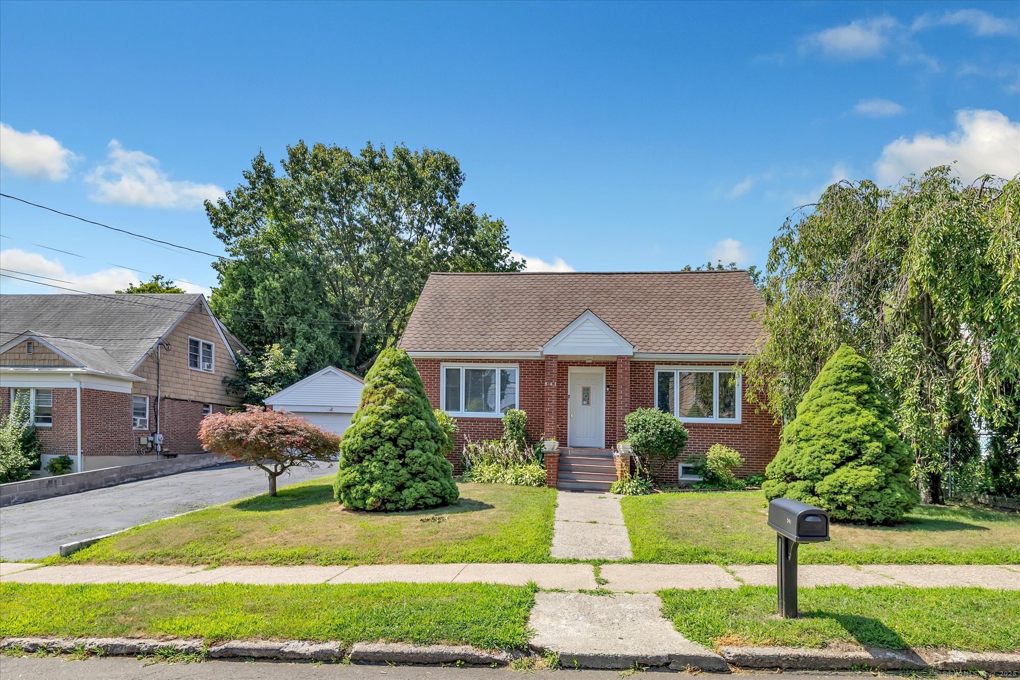 Property Photo: 547 Anton Street CT 06606