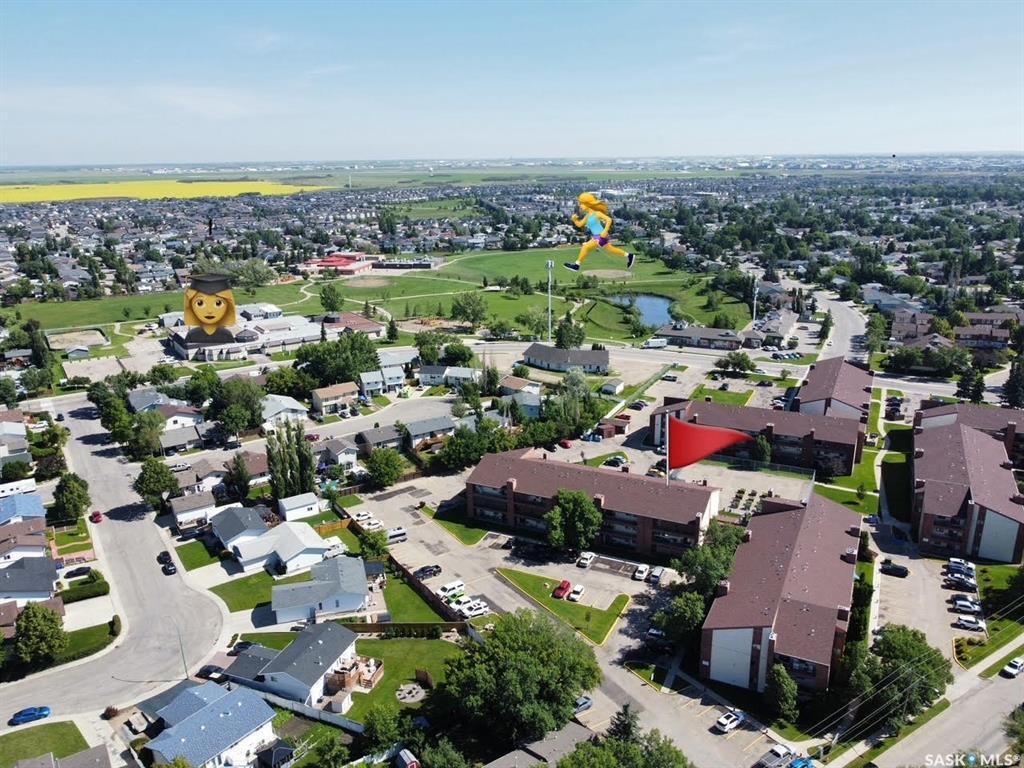 Property Photo: 3308 33rd Street W 205 SK S7L 6S6