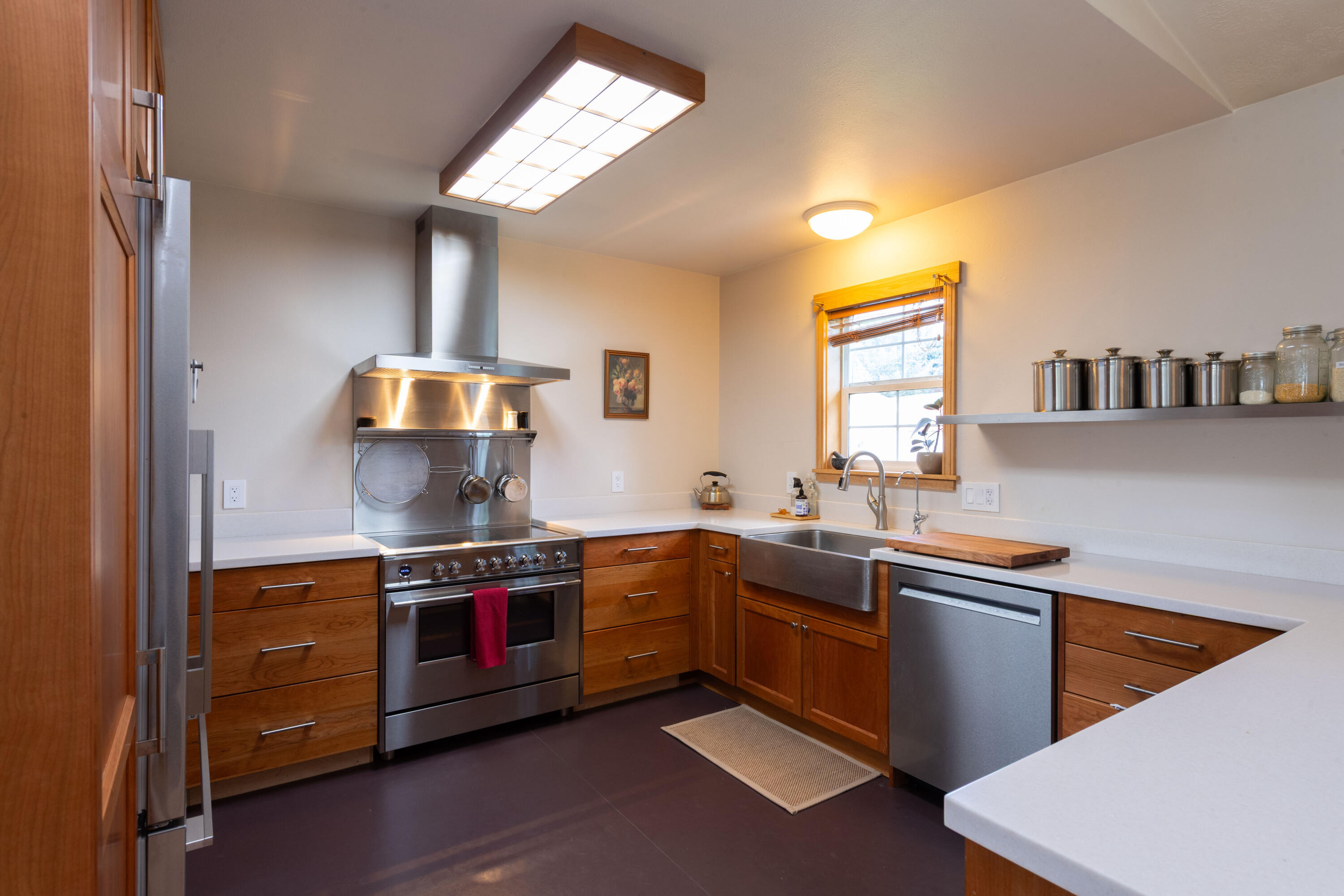 Property Photo: 700 Cedar St ID 83313