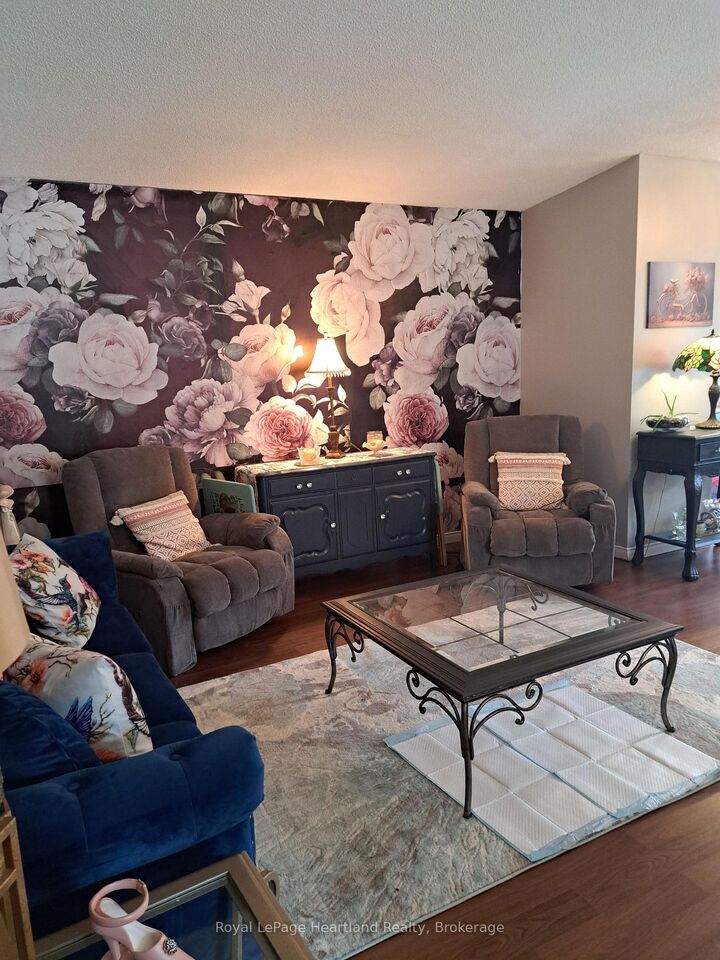 Property Photo: 11-1 Stewart Street ON N7G 1A1