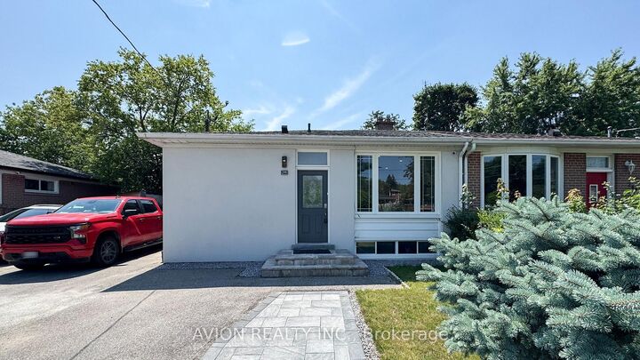 Photo de la propriété: 246 Beechy Drive ON L4C 2X7