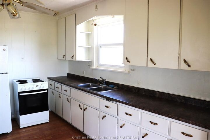 Property Photo: 24933 Bear Line Road ON N7M 5J8