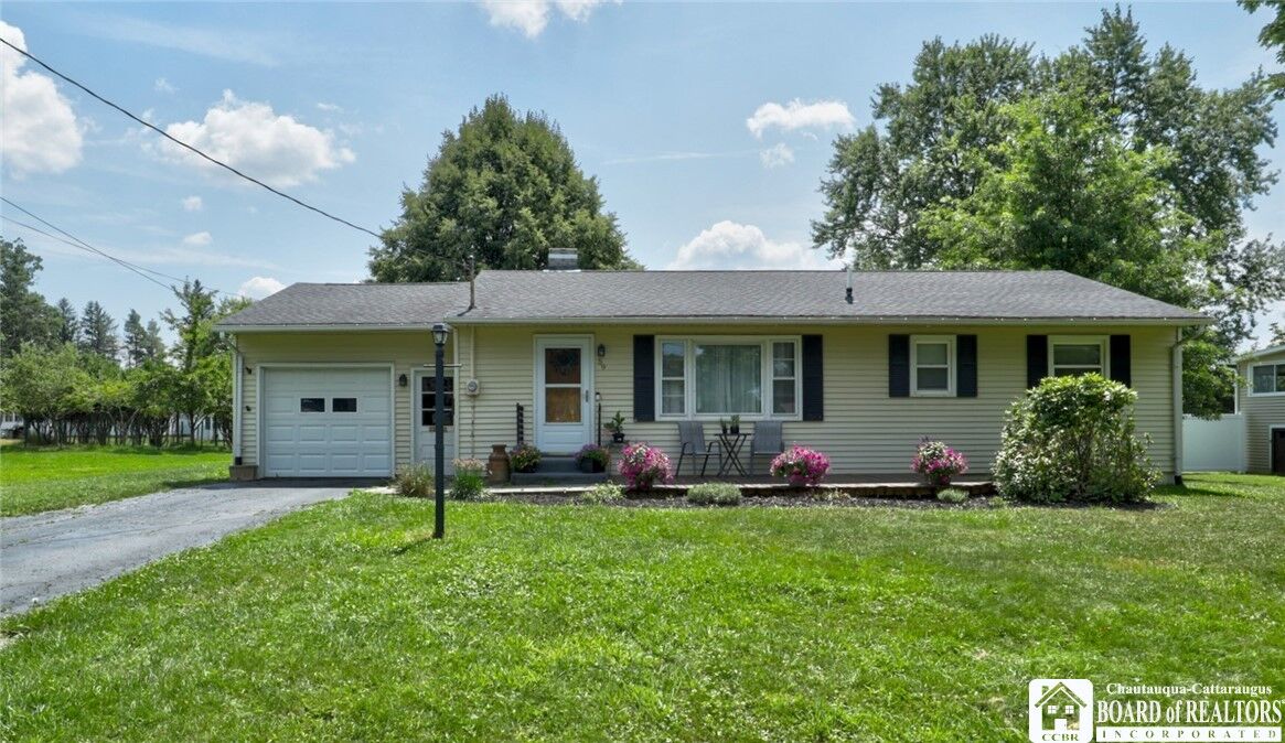 Property Photo:  59 Laurie Lane  NY 14701 