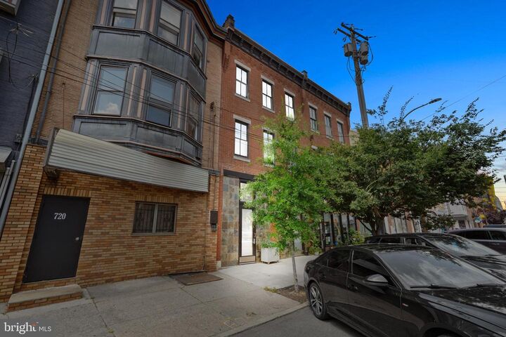Property Photo: 722 N 2nd Street 301 PA 19123