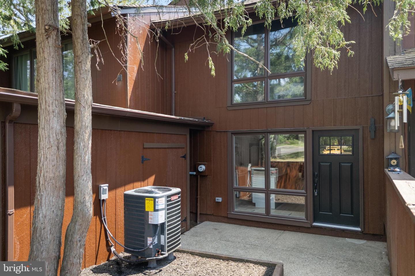 Property Photo: 2 Runnemede PA 18938
