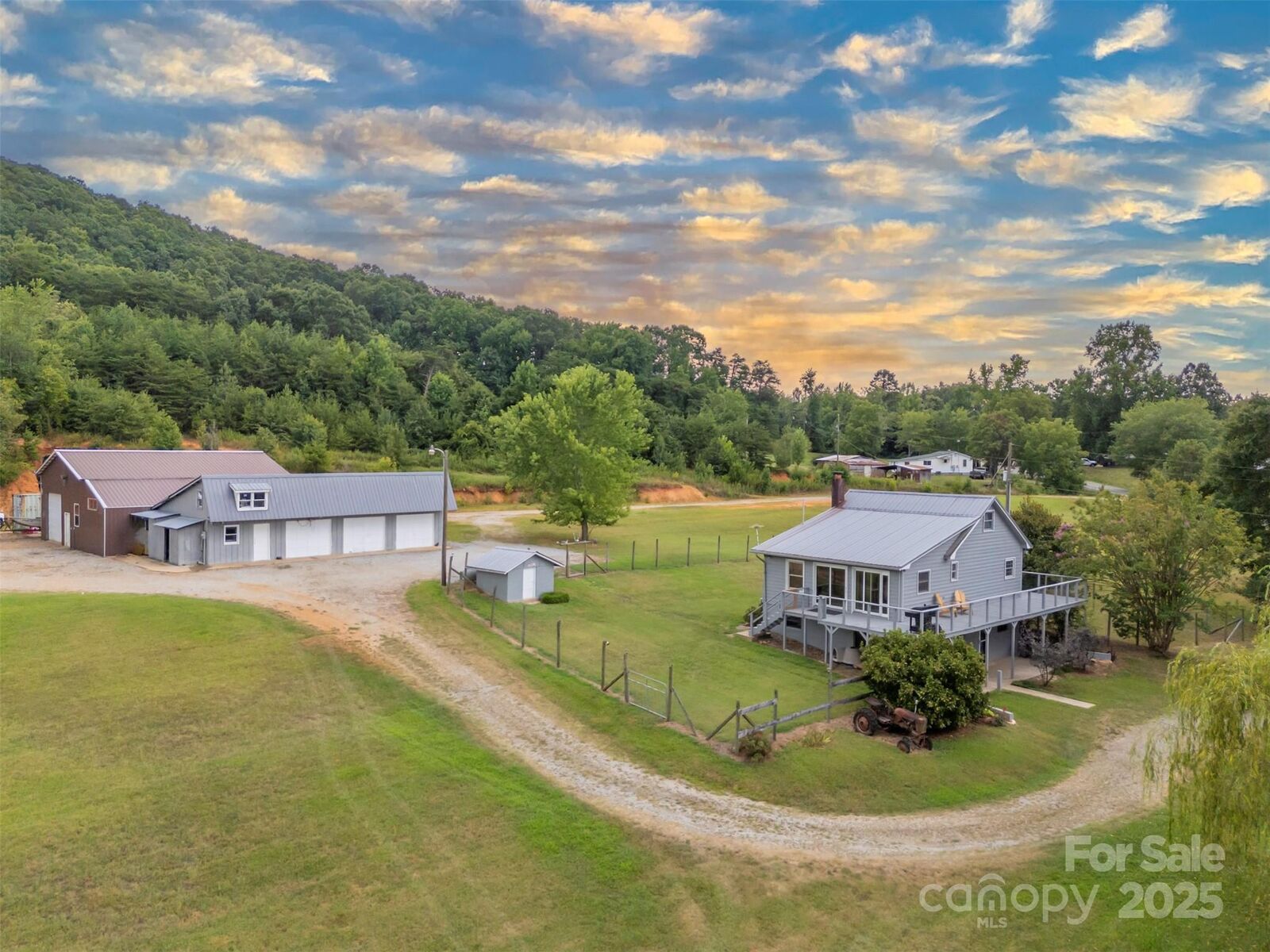 Property Photo: 881 S Mountain Road NC 28018