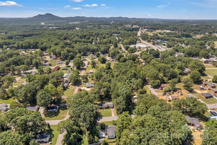 Property Photo:  705 Jackson Street  NC 28086 