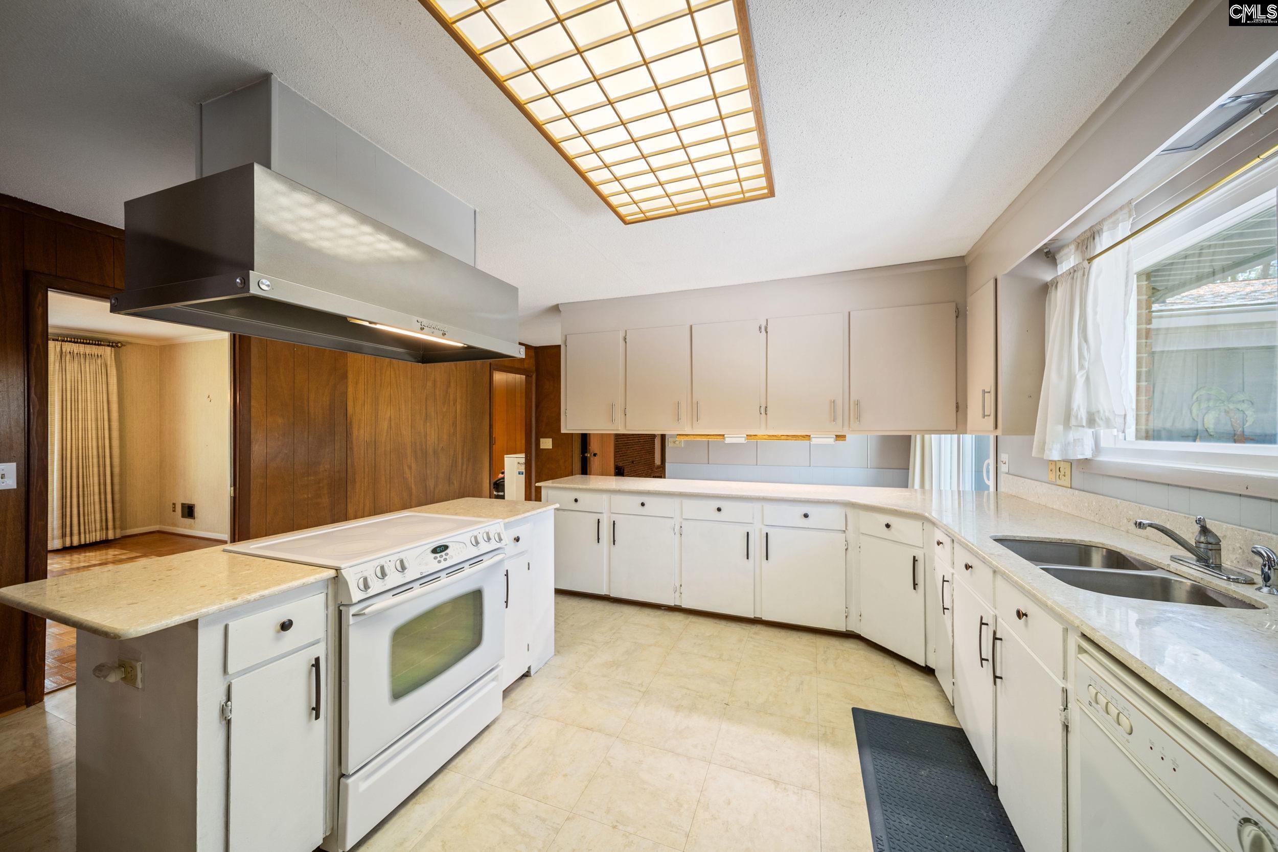 Property Photo:  1140 Tarrytown  SC 29170 