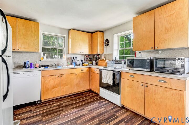 Property Photo:  7402 Antique Lane  VA 23116 