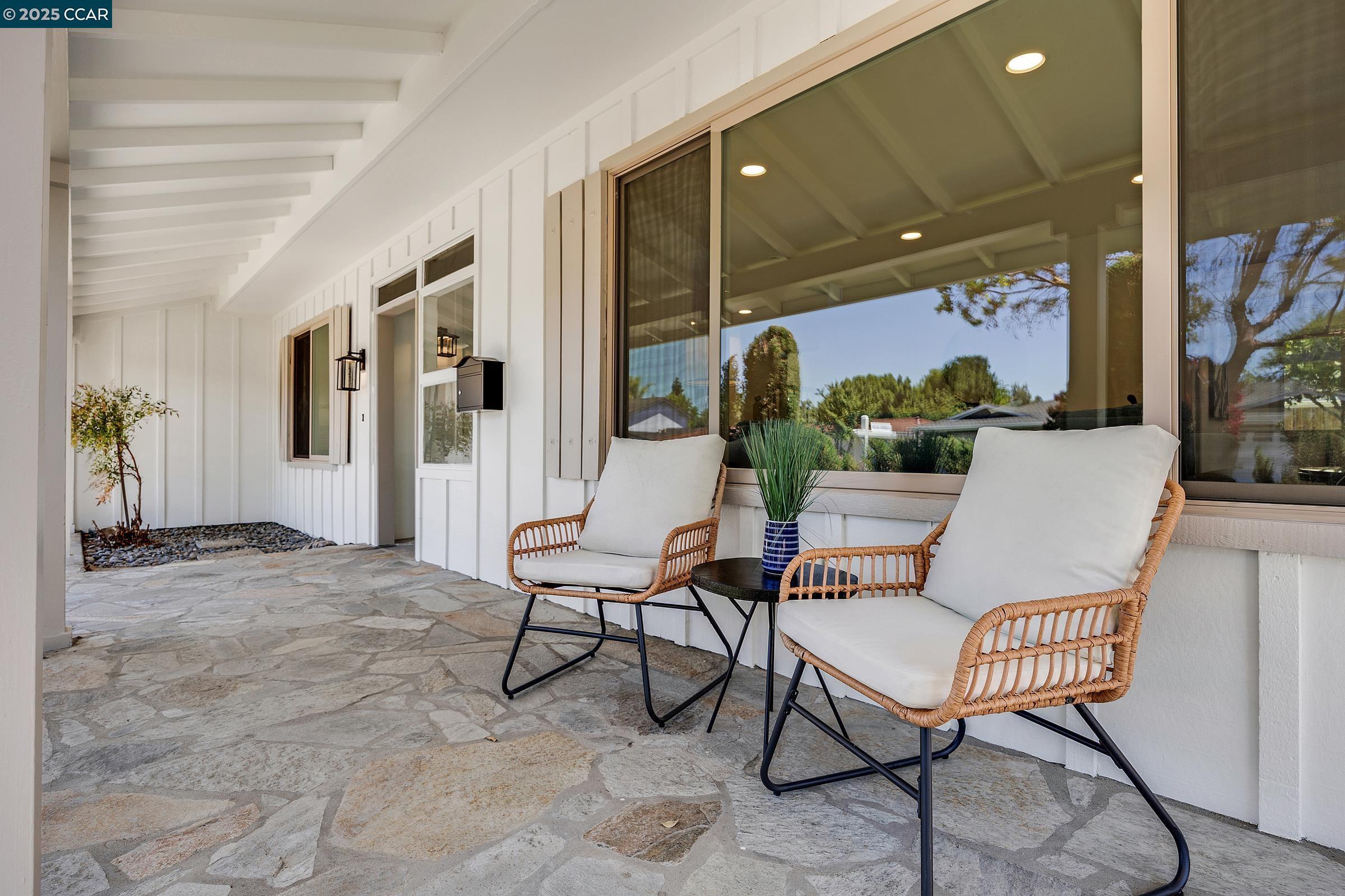 Property Photo: 2321 Sandpiper Way CA 94566