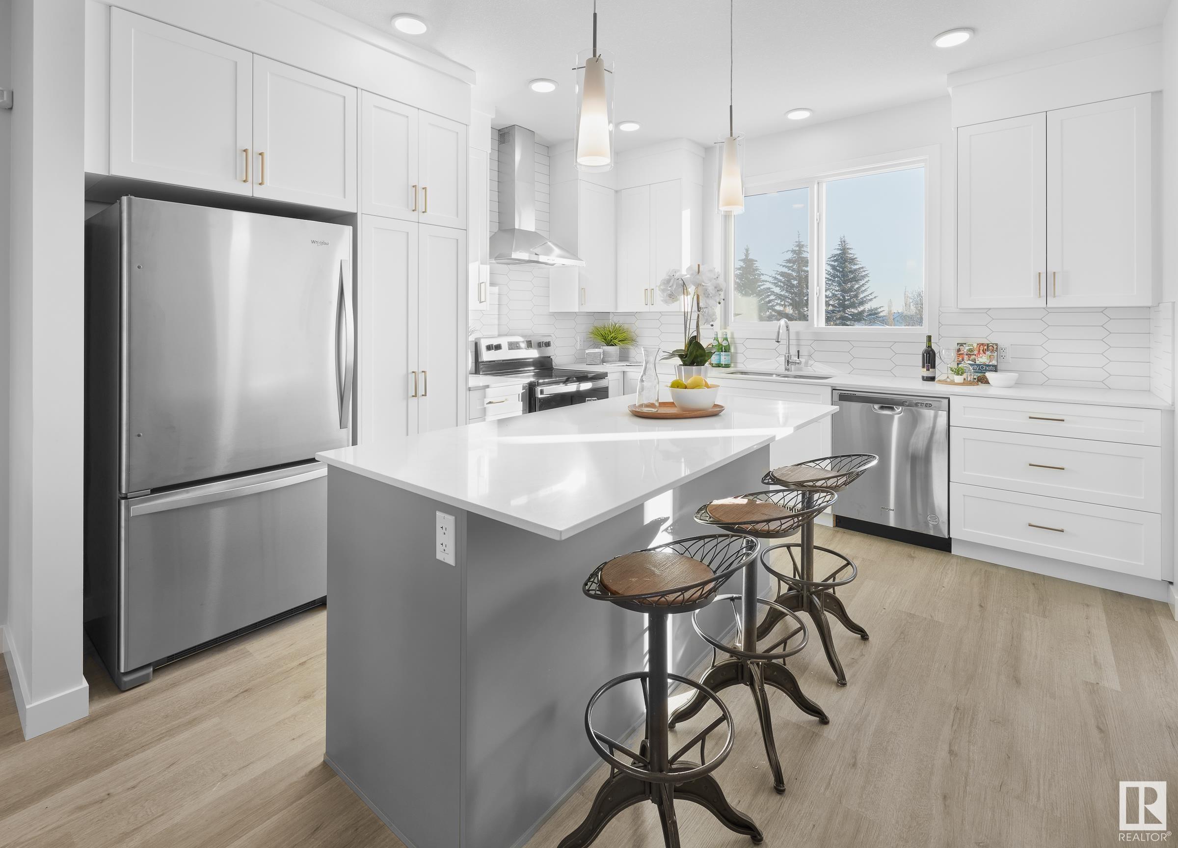 Photo de la propriété: 511 Paterson Way SW AB T6W 4E2
