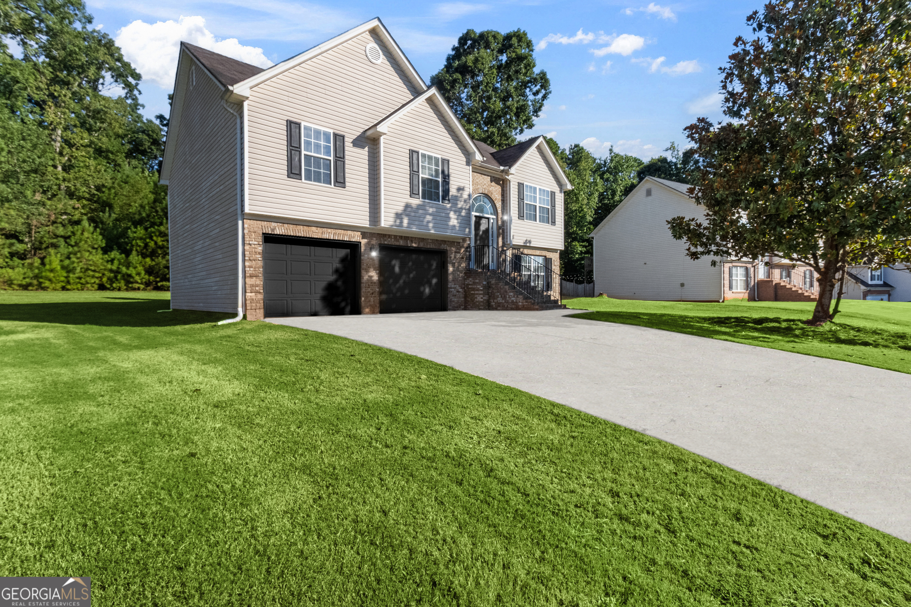 Property Photo: 40 Trelawney Run GA 30016