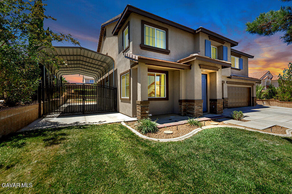 Property Photo: 42333 Highland Court CA 93536