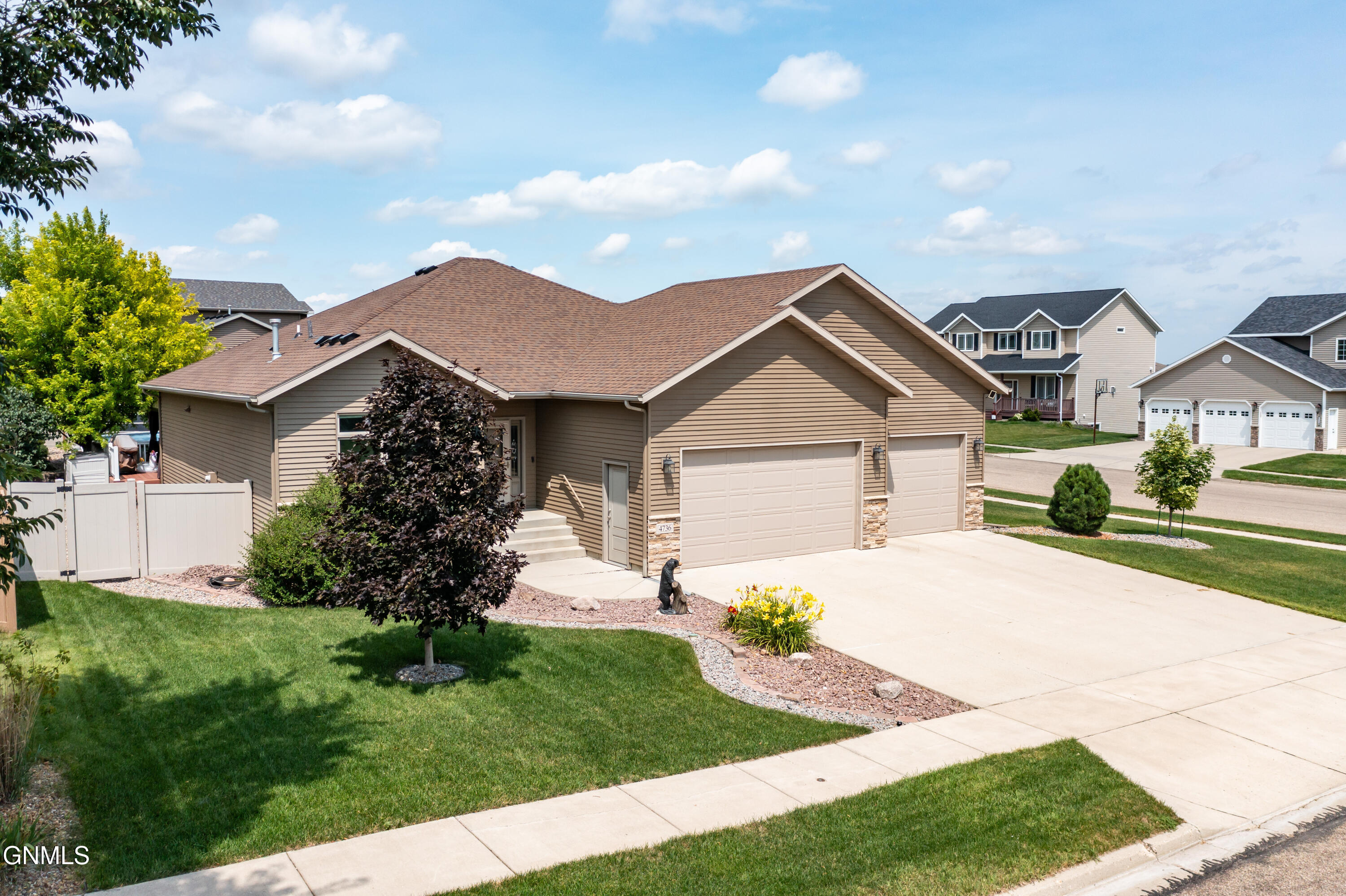 Property Photo:  4736 Feldspar Drive  ND 58503 