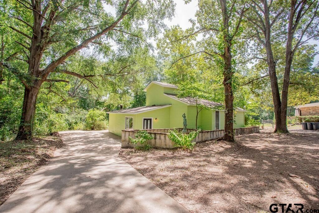 Property Photo:  1615 Ginger Dr  TX 75771 