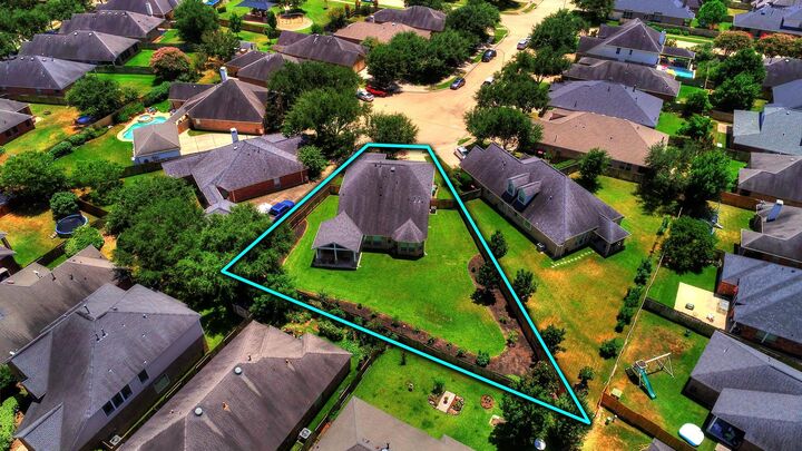 Property Photo: 2802 Helding Park Court TX 77494