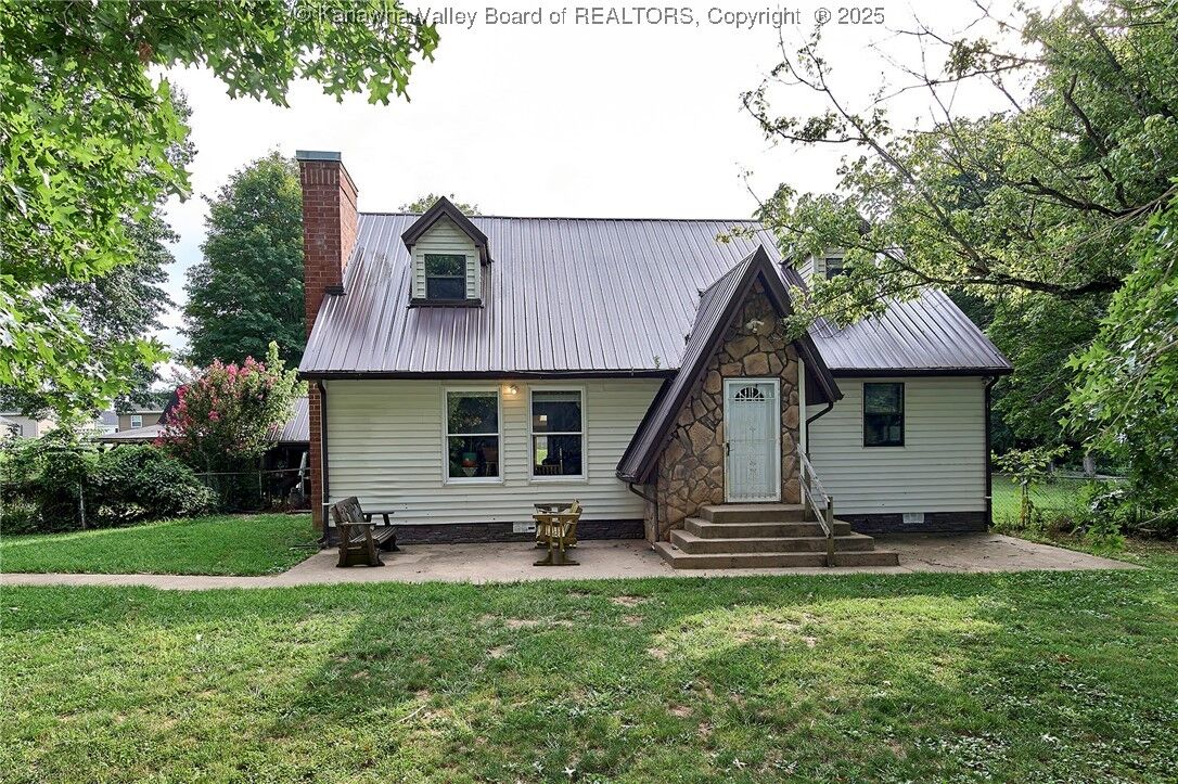 Property Photo:  19095 Winfield Road  WV 25082 