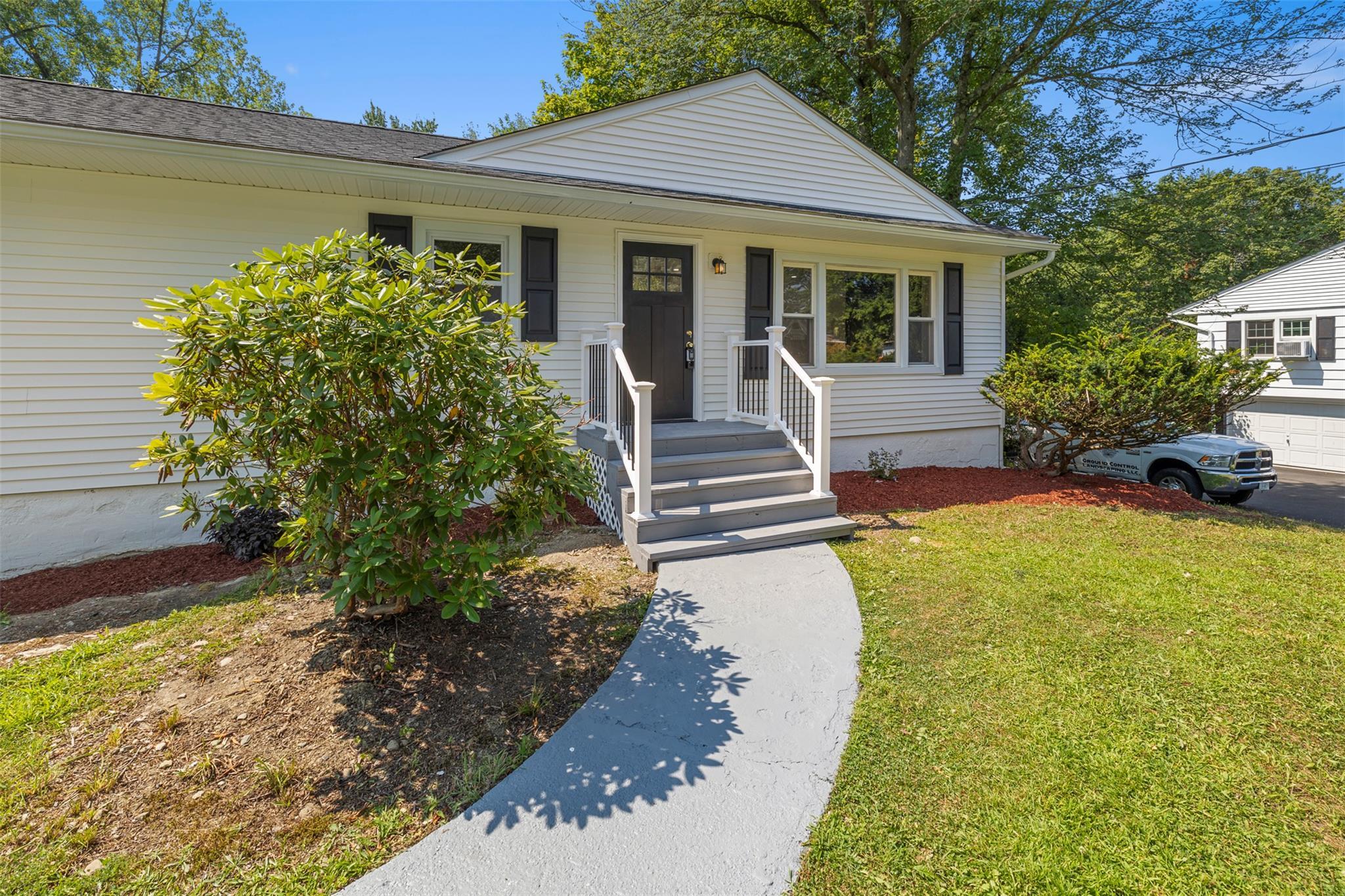 Property Photo:  87 Coach Lane  NY 12550 