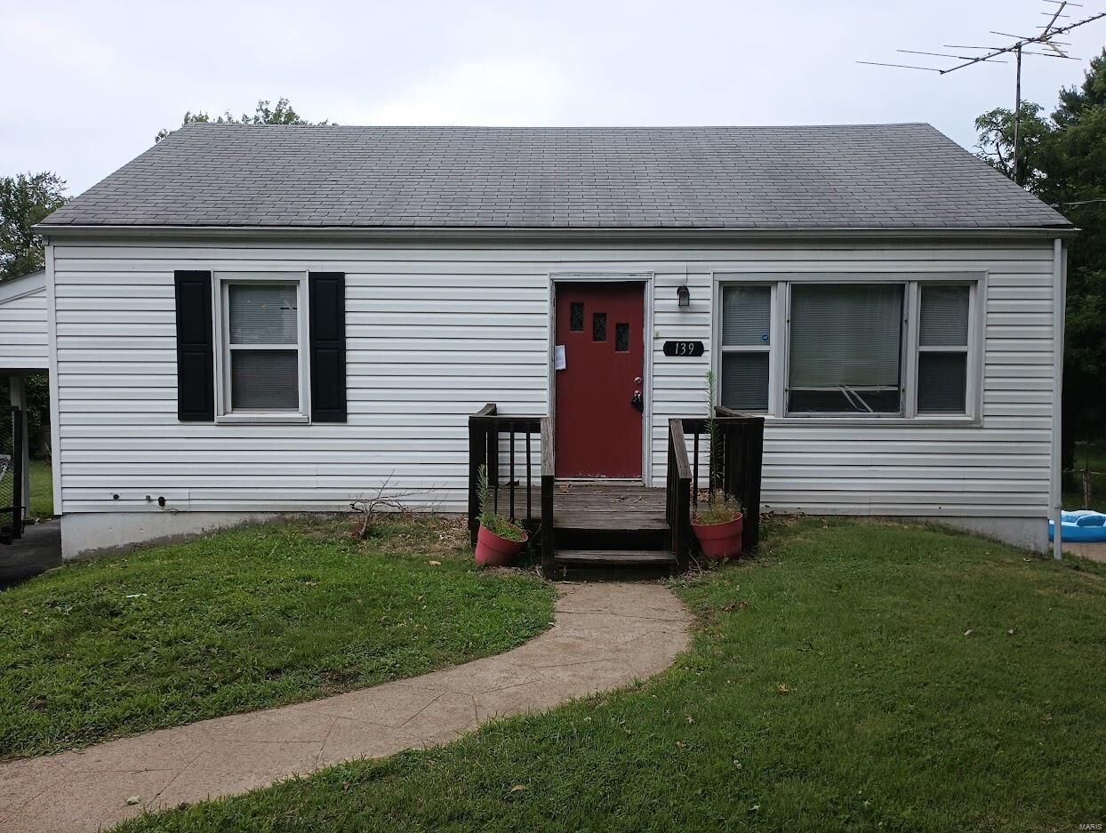 Property Photo: 139 Anistasia Drive MO 63135