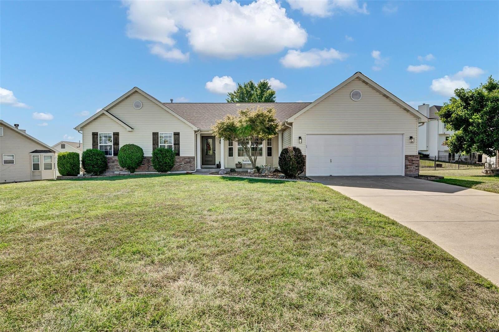 Property Photo: 41 Wistar Way MO 63366