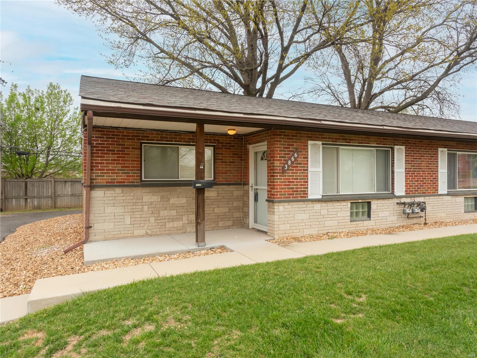 Property Photo:  3866 Brittany Circle  MO 63044 