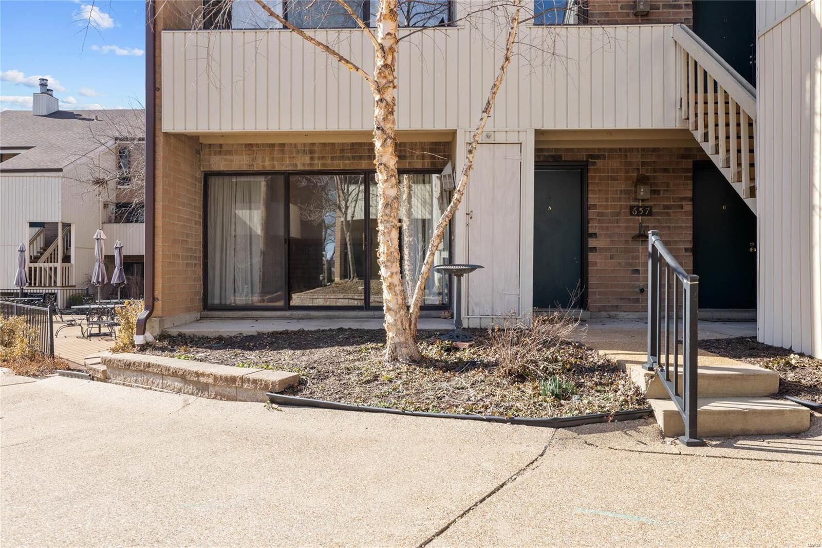 Property Photo:  657 Coeur De Royale Drive A  MO 63141 