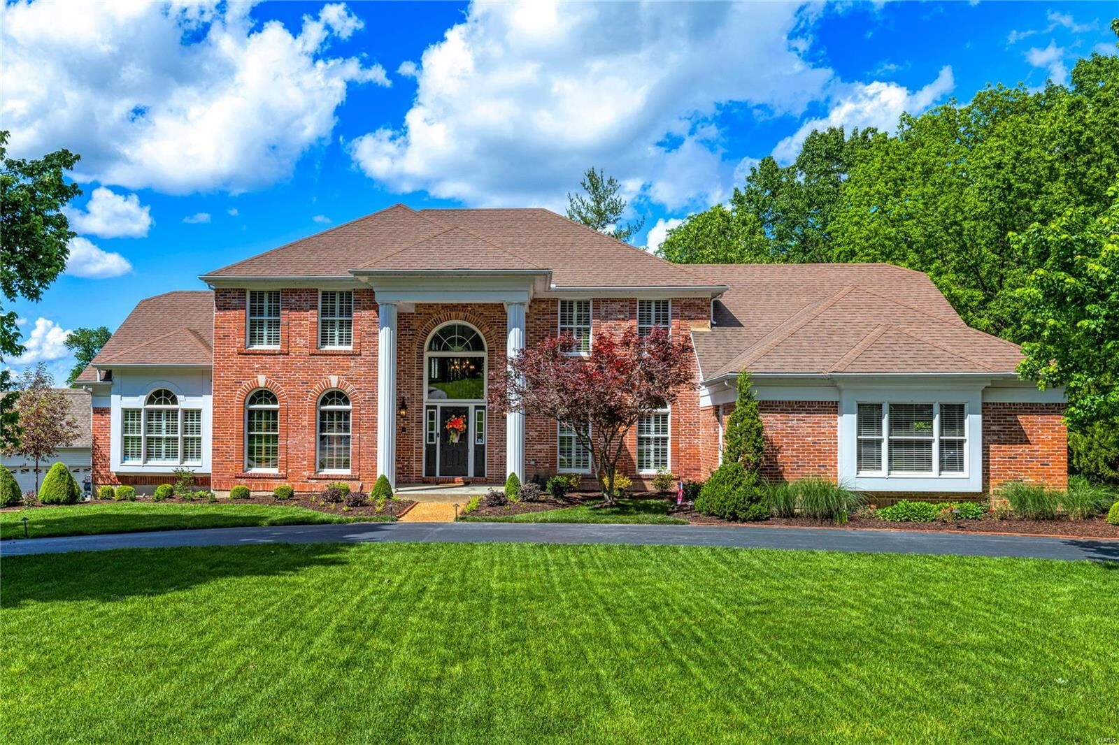 Property Photo: 17605 Burnham Court MO 63005