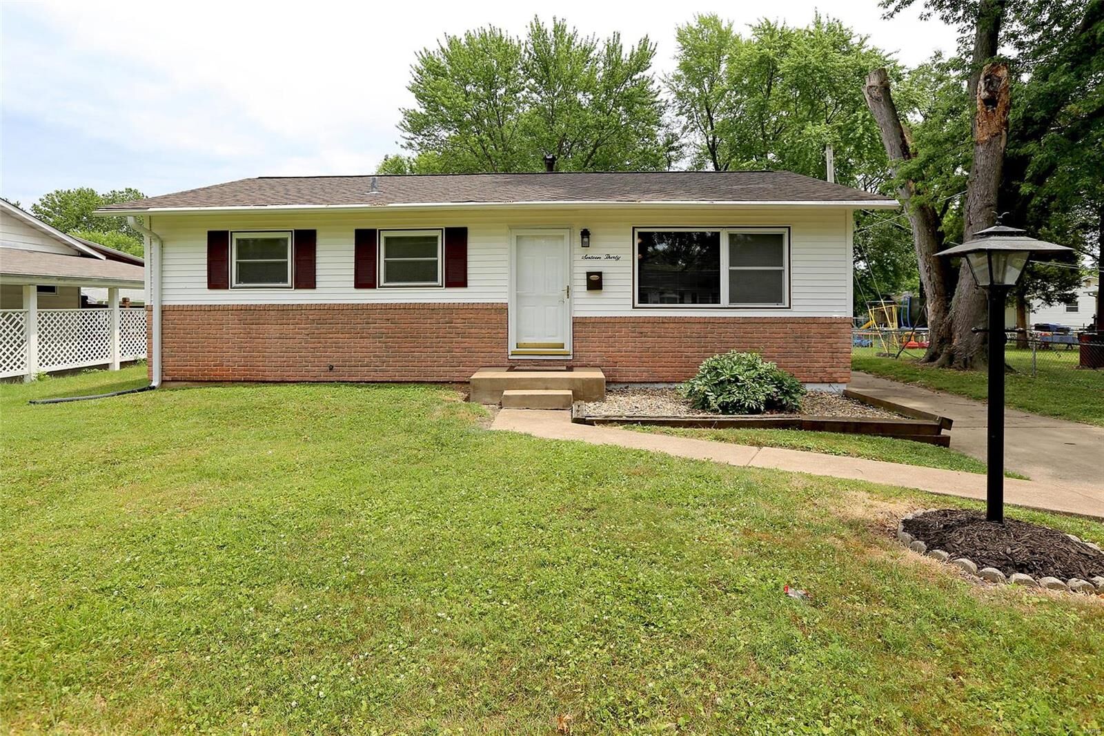 Property Photo:  1630 Fernbrook Drive  MO 63031 