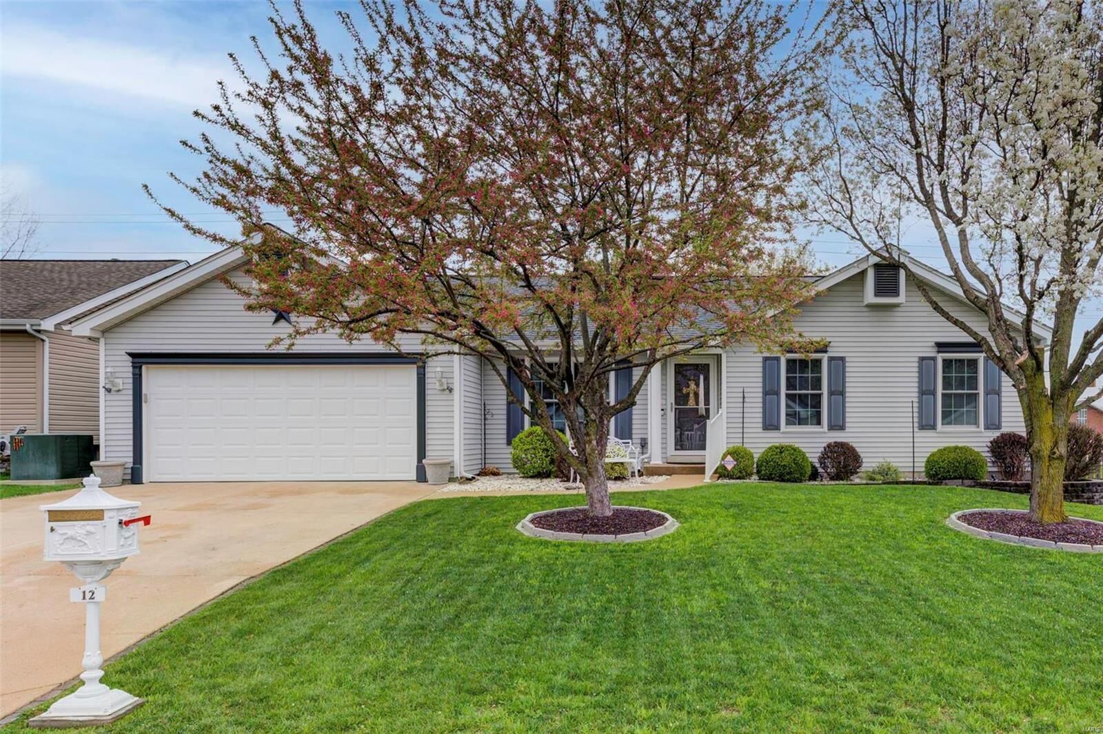 Property Photo: 12 Royallbend Court MO 63368