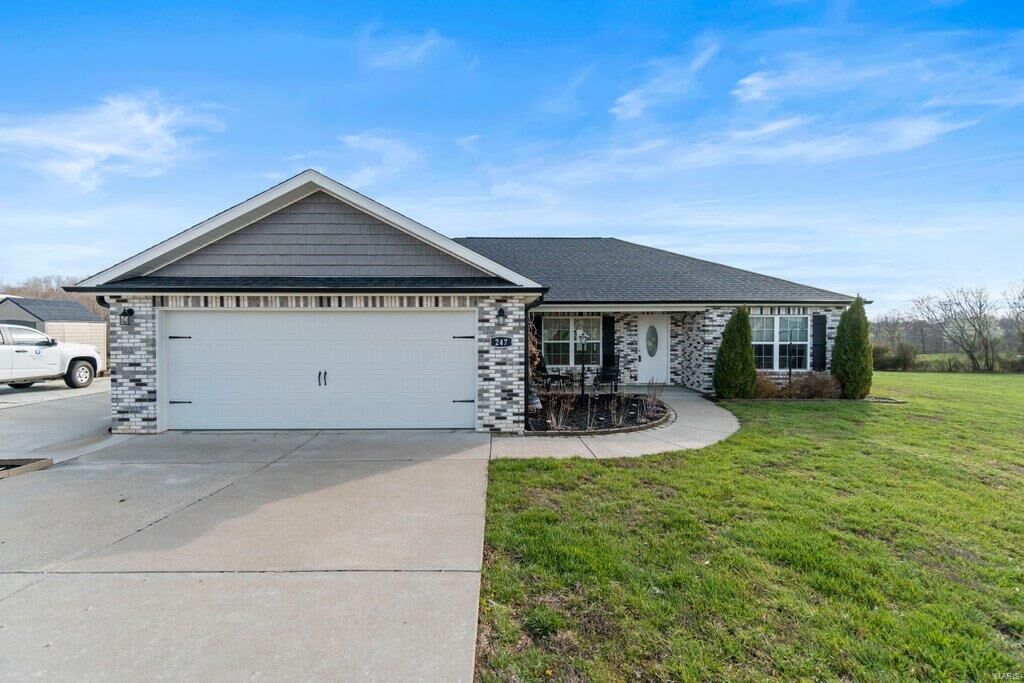 Property Photo:  247 Sandstone Drive  MO 63755 