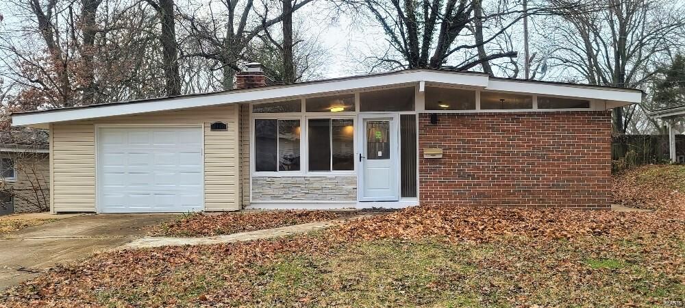 Property Photo: 315 Countryside MO 63033