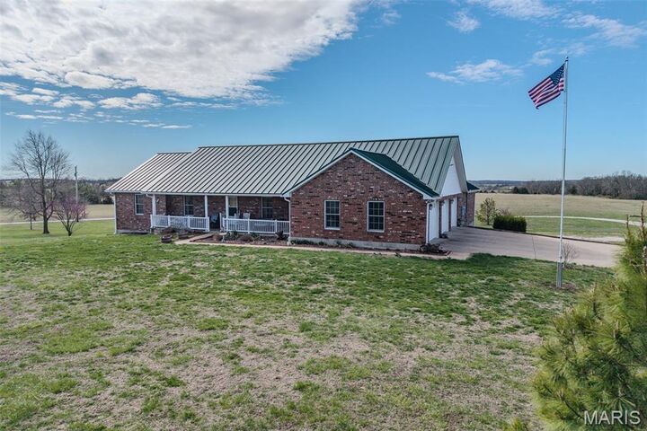Property Photo: 23598 Falcon Road MO 65536