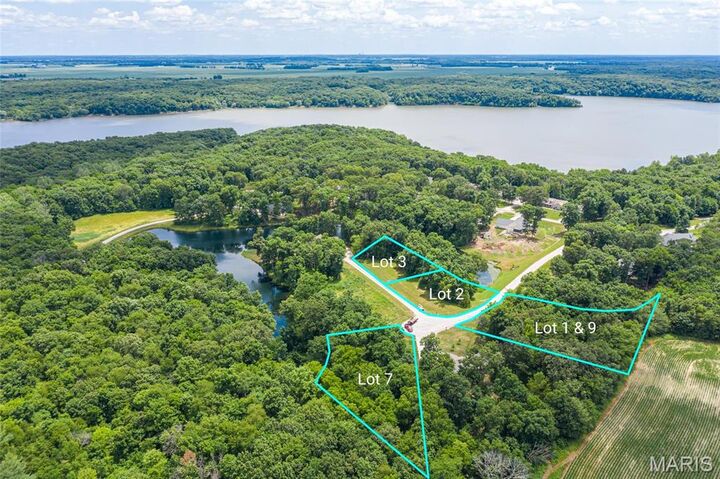 Property Photo: 11 Dayspring IL 62056